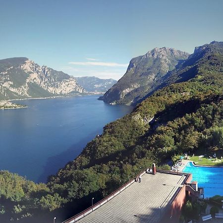 Casa Valbrona Вальброна Экстерьер фото